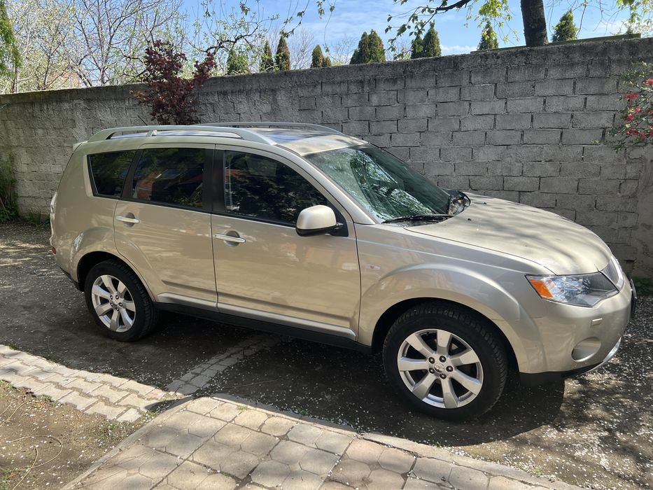 Mitusbishi Outlander 2.0 diesel