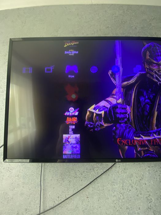 Продам PS3 в хорошем состоянии