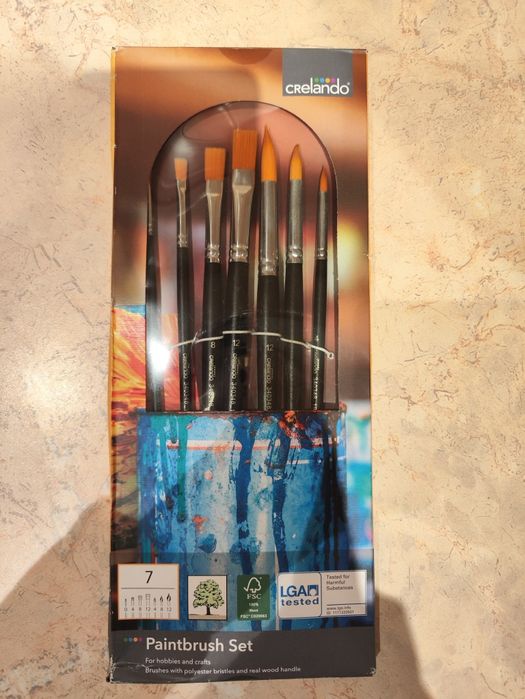 Комплект  акрилни бои, четки и палитри