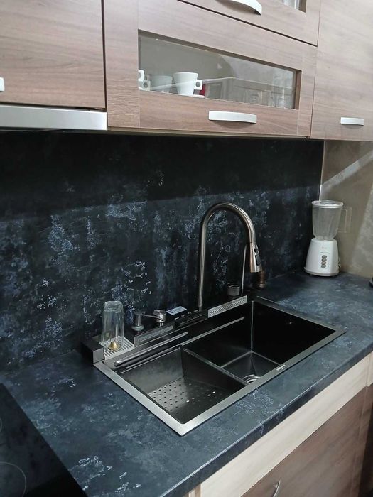 Даваме Под Наем Двустаен Апартамент В Изток