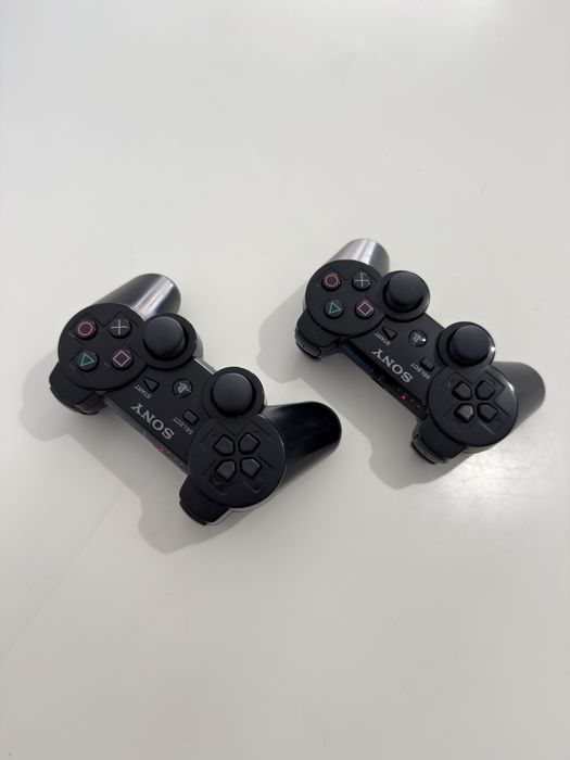 Sony PlayStation 3 PS3 Slim Modat HEN + 2 Controllere + Jocuri + 10 Jocuri Instalate