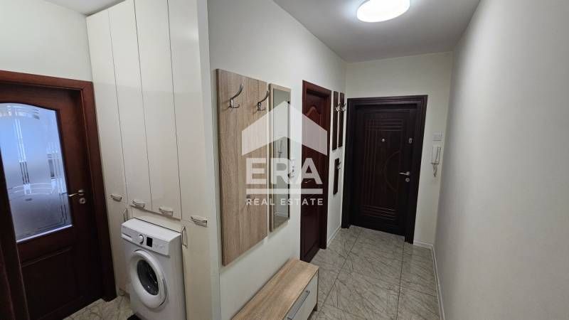 Двустаен апартамент в ж.к. Славейков с отлична локация!