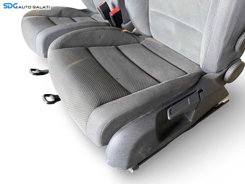 Interior Complet Textil Scaun Stanga Dreapta Bancheta cu Sezut Spatar Volkswagen Golf 5 Hatchback Scurt 2004 - 2008 [LC3327]