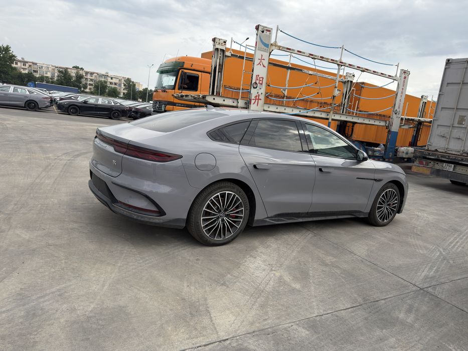 BYD HAN Lidarli flesh ship 2024 yil