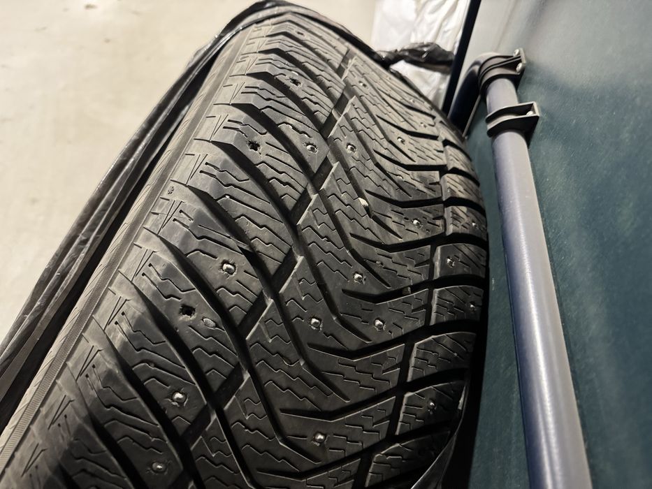 Yokohama 285/60R18 зимние шины