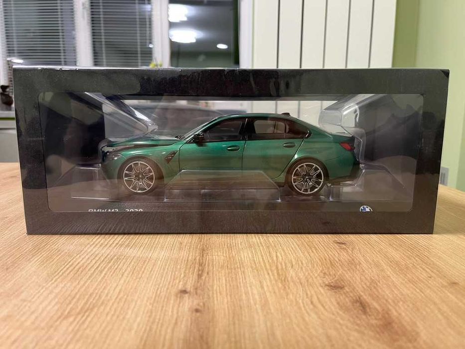 BMW M3 G80 1:18 Green Metallic (Dealer edition - Minichamps)