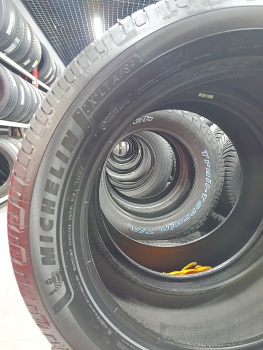 Michelin X®LT A/S 2 275/50R22