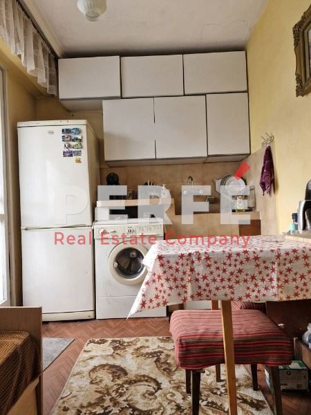 Продава се Двустаен апартамент в Бургас, Славейков - 66 кв.м за 2041 €/кв.м - Снимка #3