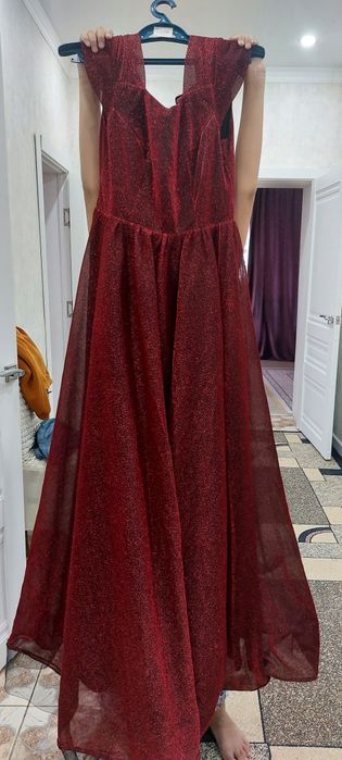 Продам платье ручной работы