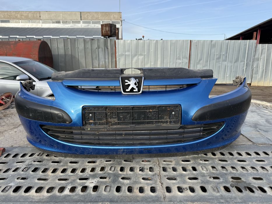 Предна броня Peugeot 307