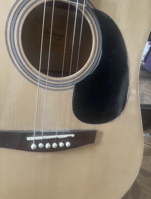 Акустическая гитара HOMAGE небольшой дефект на корпусе, в цене учтено