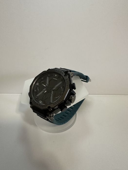 Часовник G Shock
