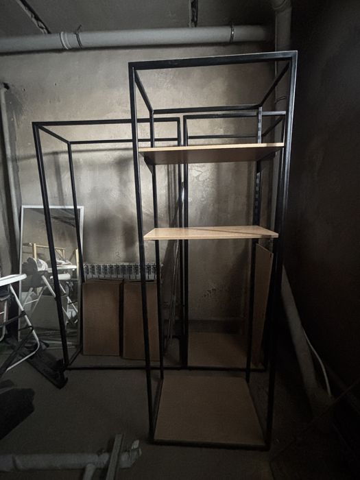 Продам стеллажи
