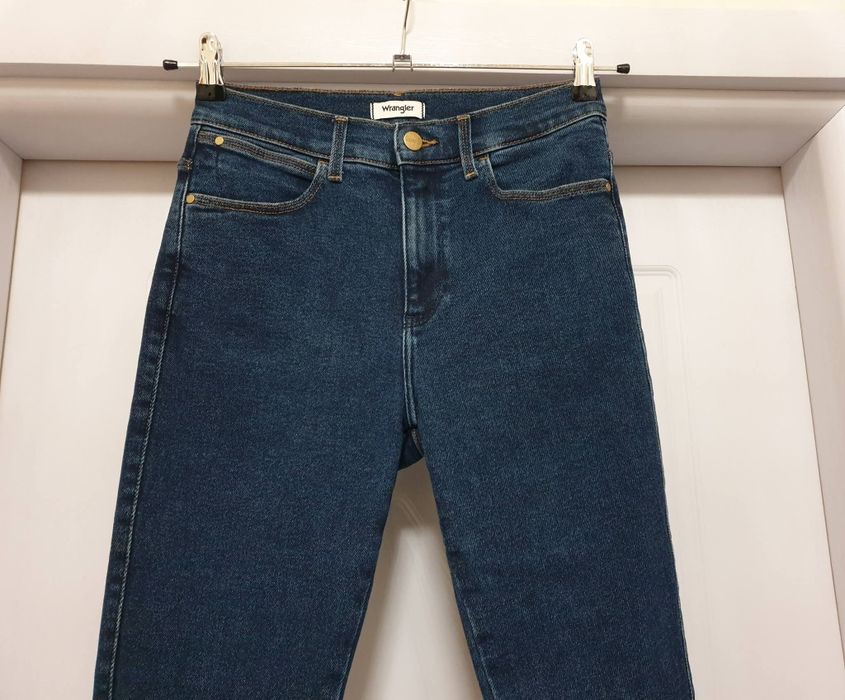 . Нови.  Дамски оригинални  дънки.  Wrangler HIGH  RISE SKINNY.