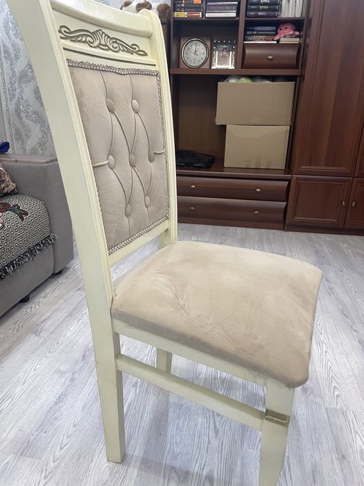 Продам стулья 7 шт