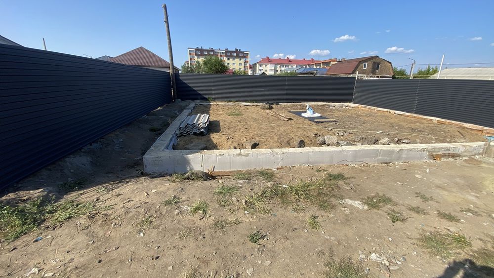 Продам участок возле агромакса
