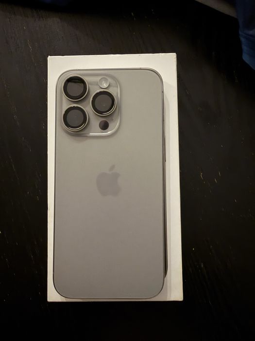 Продам iphone 15 pro