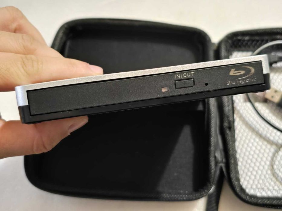 Blu-ray Burner Writer extern NOLYTH USB 3.0/USB-C, SD/TF/2 -poze reale