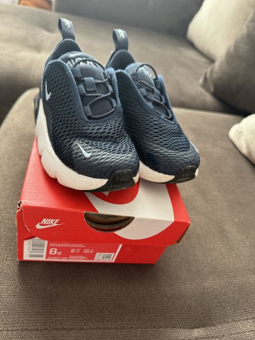 Adidasi Nike copii model 270