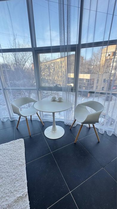 Продам Стол стулья в отличном состоянии