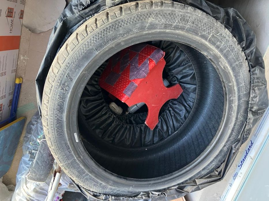 Продам летние шины, R18 235х45