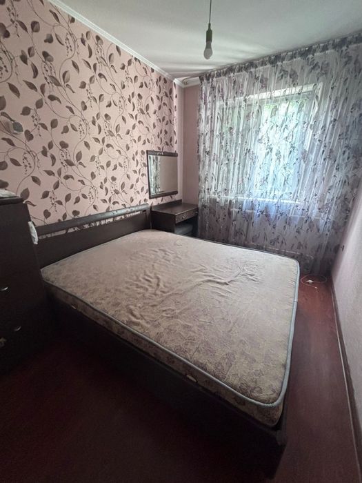 Двухспальная кровать