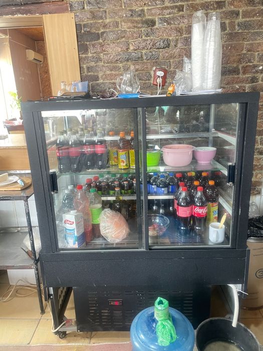 Холодильник для торт булочки