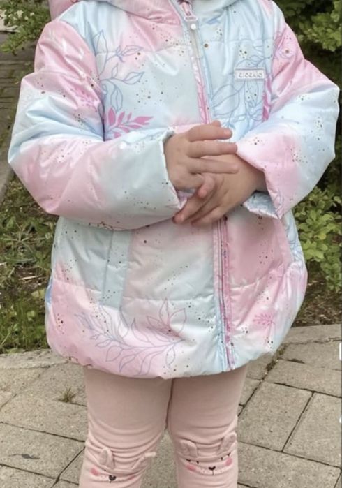 Продам куртки детские