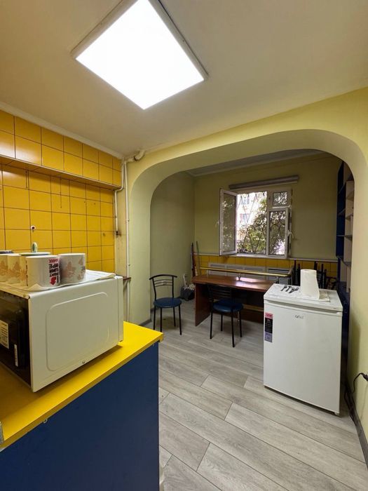 Ц-5 Лакосте нежилое помещение 125кв.м удобная локация хороший ремонт