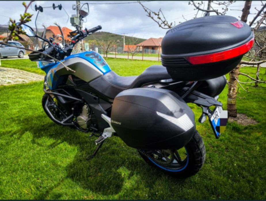 CFMOTO 650 MT 2021