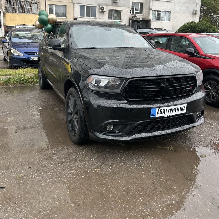 Автомобил под наем за бал/сватба