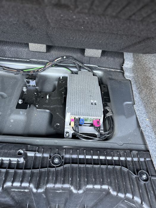 Navigatie CIC bmw e90 e91 Sistem harman kardon bmw e90 e91 combox