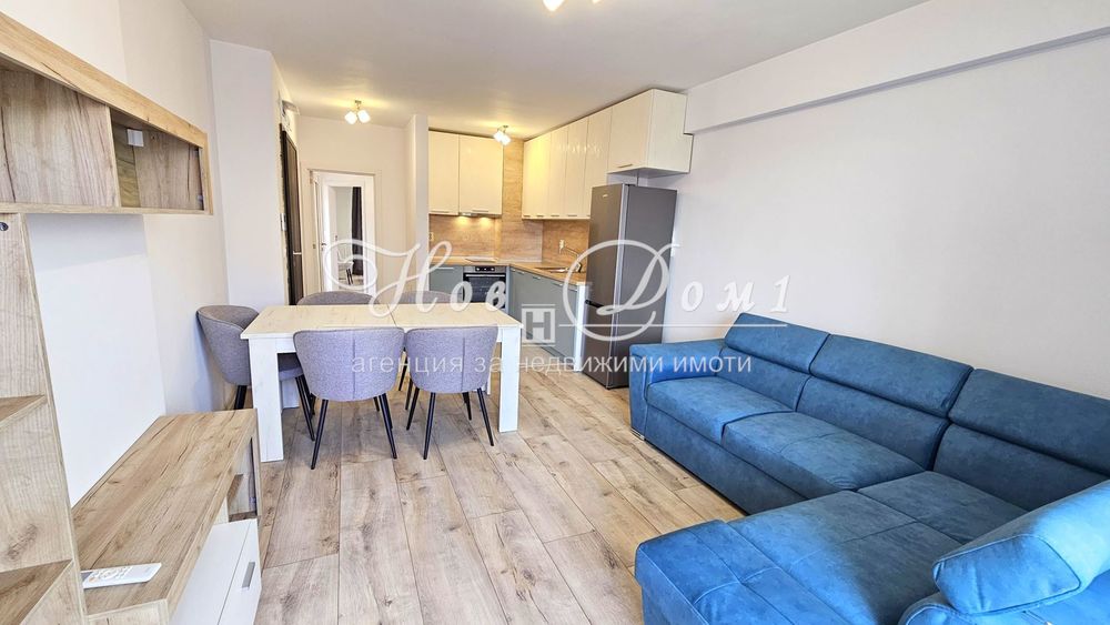 Дава се под наем Тристаен апартамент в София, Център - 82 кв.м за 797.64 € - Снимка #1