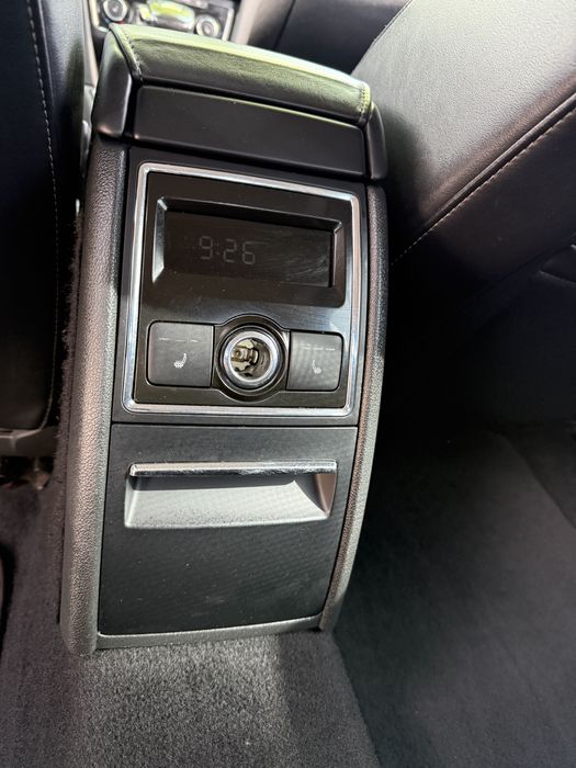 Skoda Superb 2.0 TDI 170 cai