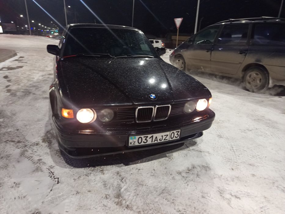 Продам Bmw 7 e32
