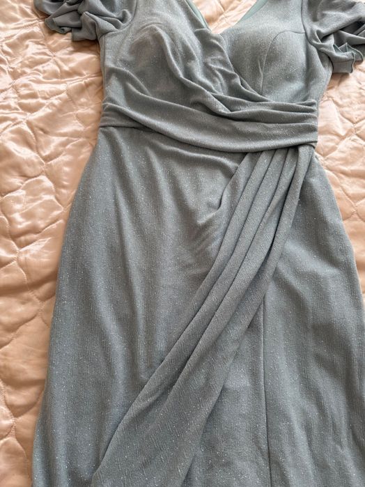 Официална зелена рокля