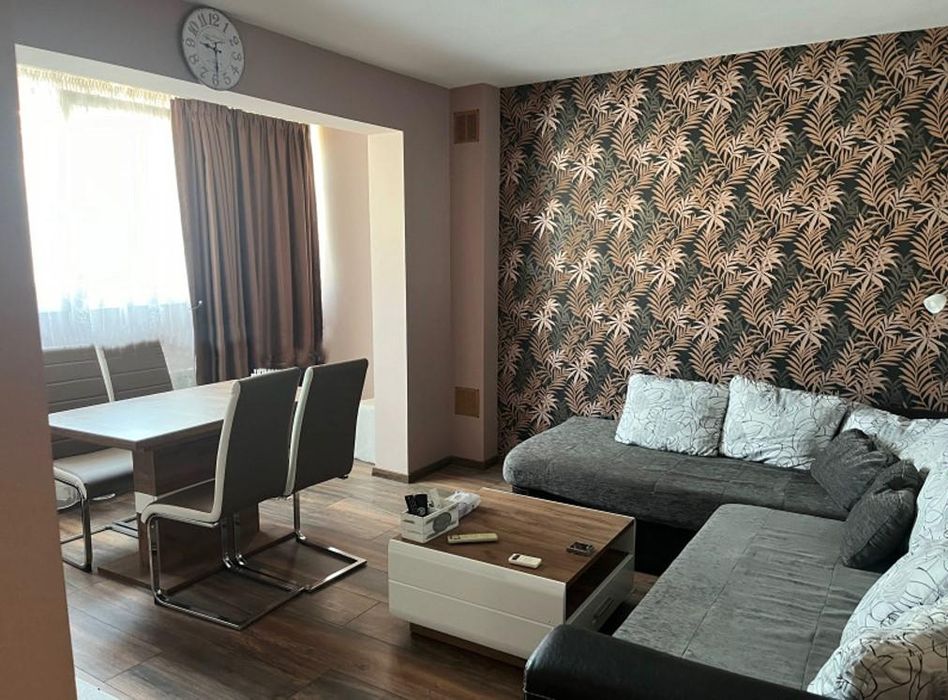 Дава се под наем Четиристаен апартамент в София, Банишора - 80 кв.м за 750 € - Снимка #2