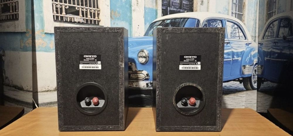 Monitoare - boxe audio Onkyo D 075 pe compresie