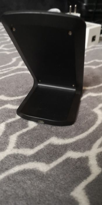 Încărcător wireless universal