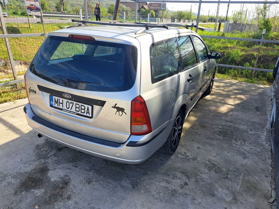 Ford focus 1.6 2004 benzina