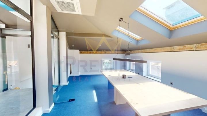 Дава се под наем Офис в Варна, Гръцка махала - 190 кв.м за 2200 € - Снимка #3