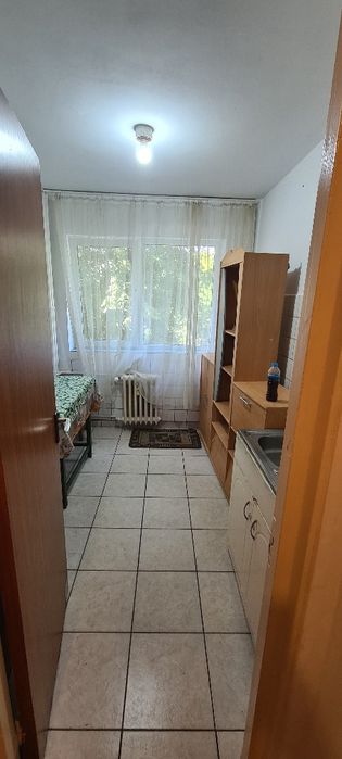 Propriter inchiriez apartament 2 camere