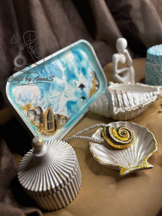 Продам гипсовые изделия и свечи