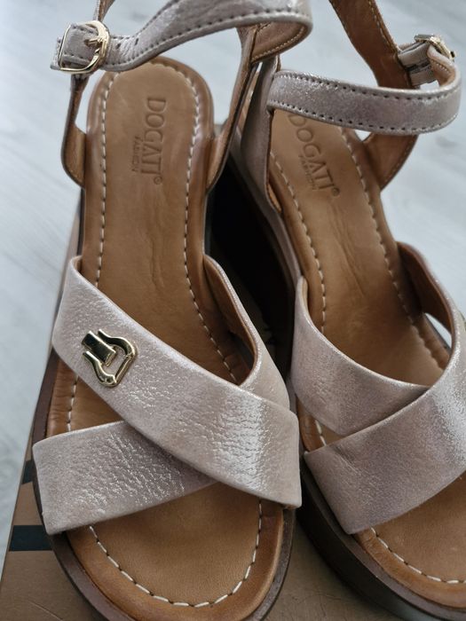 Sandale Dogati noi
