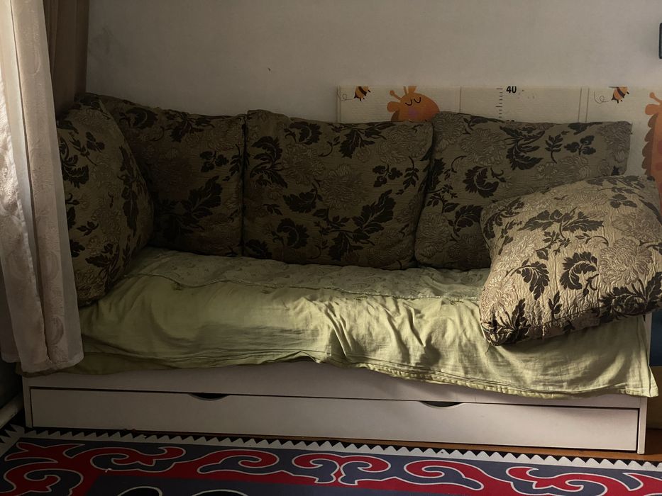 отдам подушки бесплатно