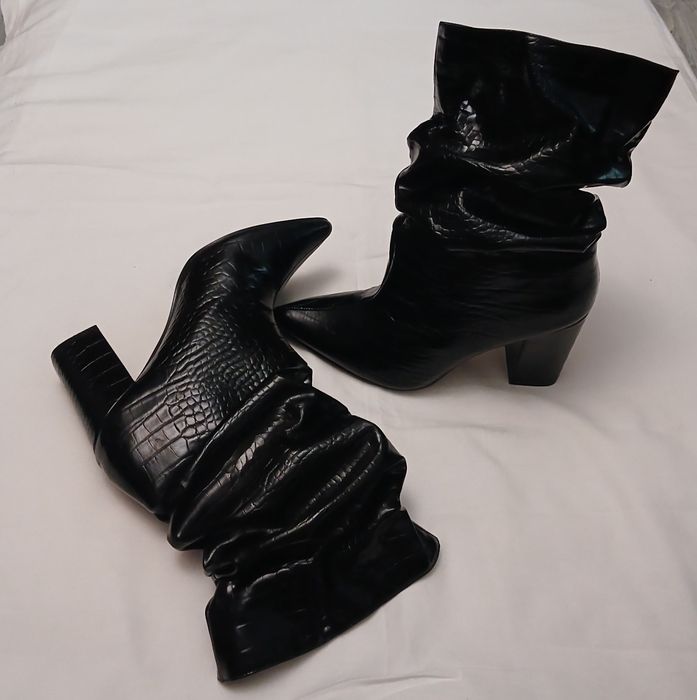 Botine Sergio Todzi negre lacuite, cu toc înalt, marimea 40