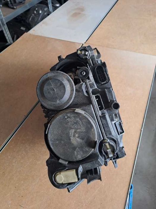 Far stanga VW T-Cross original Europa cod 2GM941005