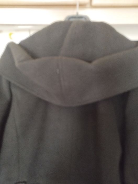 Пальто черное 50р