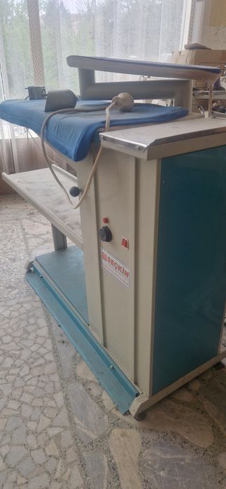 Машини и оборудване за шивашка фабрика