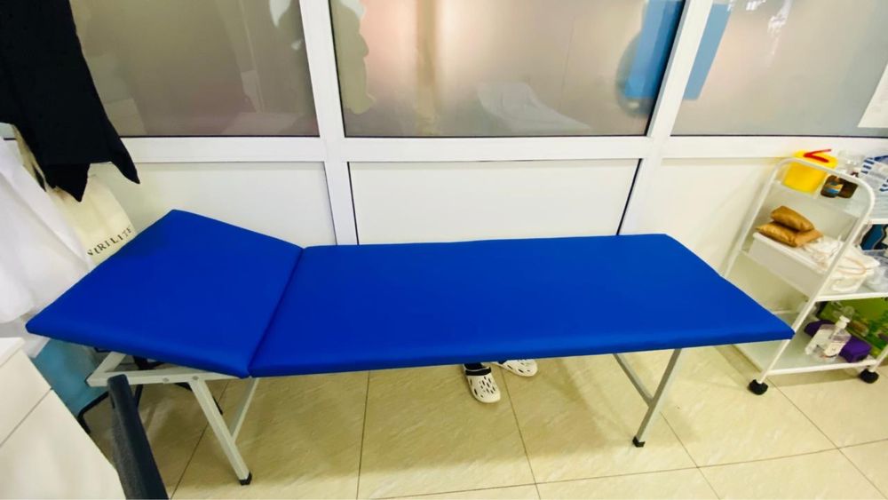 Кушетка, стол, стуля